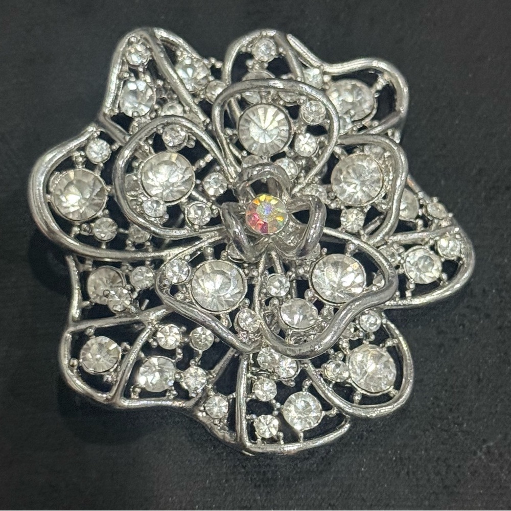 Vintage Bridal Wedding Brooch Silver and Rhinestone Flower